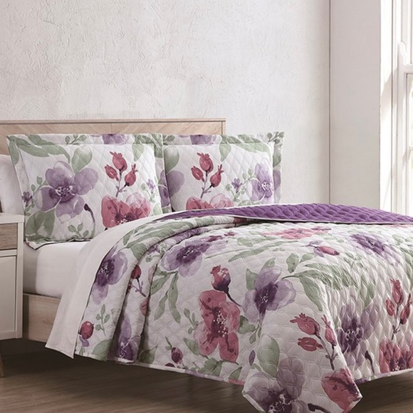 S.L Home Fashions, Inc. Other - COPY - COPY  - Queen Lilac Floral Reversible Quilt & 2 Sh…